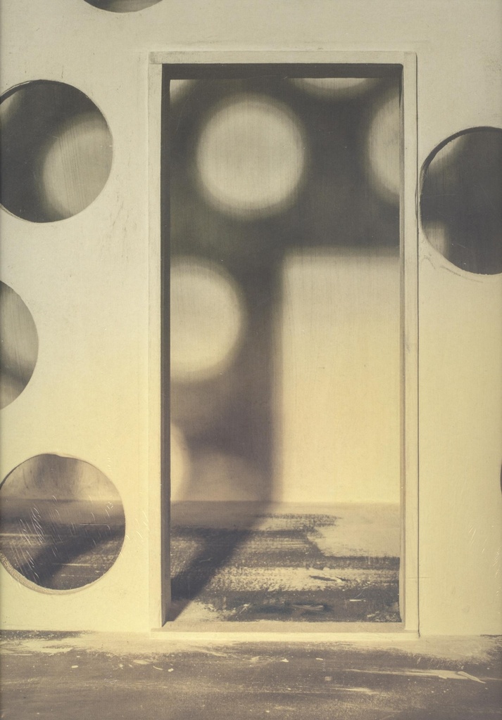 [9789492852601] Doorways. Michiel Kluiters